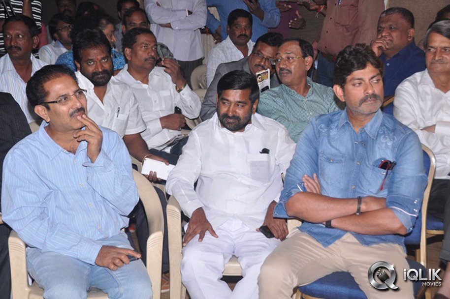 Jai-Bolo-Telangana-Movie-Team-Celebrates-T-State-Formation